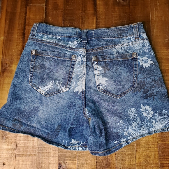 Nine west Vintage America Collection Denim Floral PrintShorts Sz 4 - Picture 2 of 3